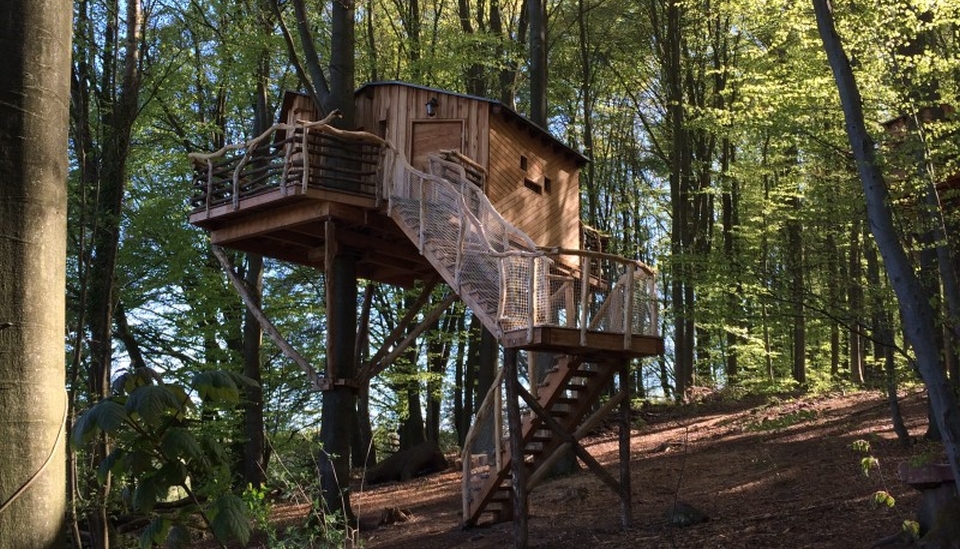 Robins Nest treehouse Hotel 1