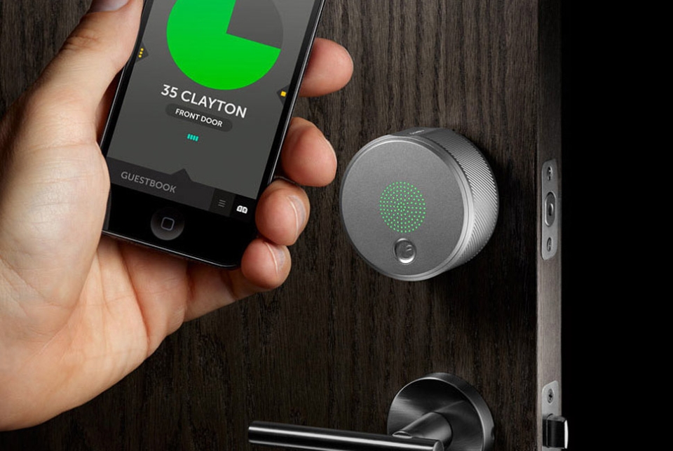 10 tech-centric gift ideas for smart home enthusiasts