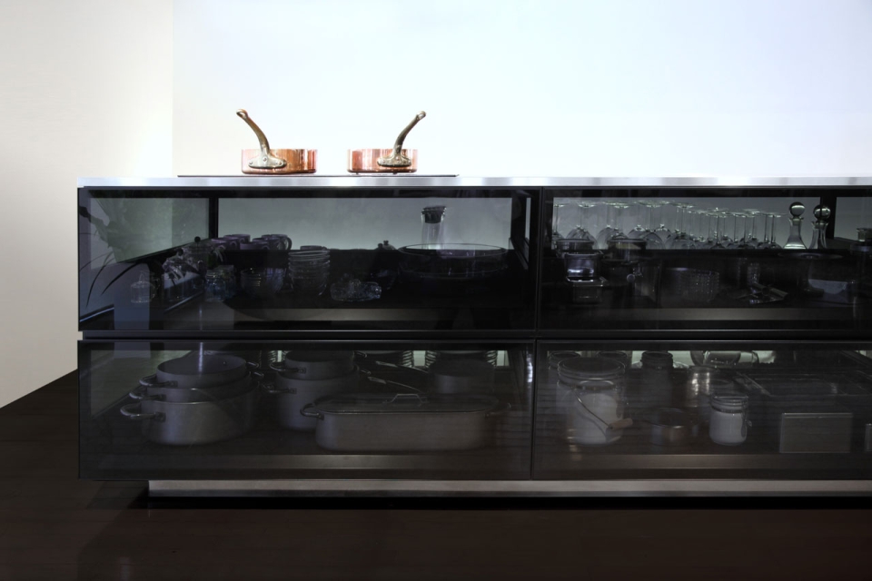 Finesse Kitchen By Tokujin Yoshioka