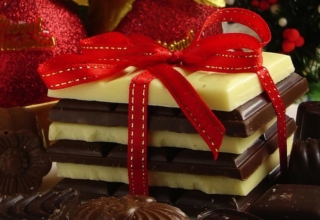 10 indulgent gifts to make holidays sweeter for chocolate lovers