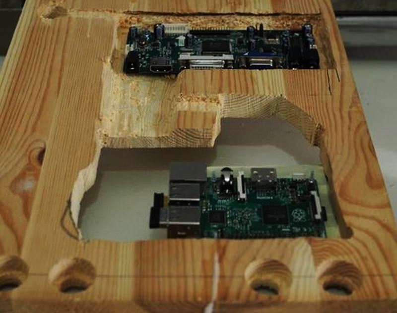 Build your own Raspberry Pi-powered calendar and notification center