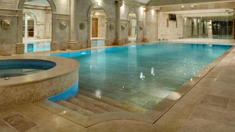 Moveable hydro-floor conceals swimming pool underneath