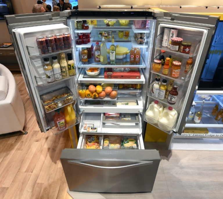 CES 2016: Whirlpool unveiled its ultimate French Door Smart Refrigerator