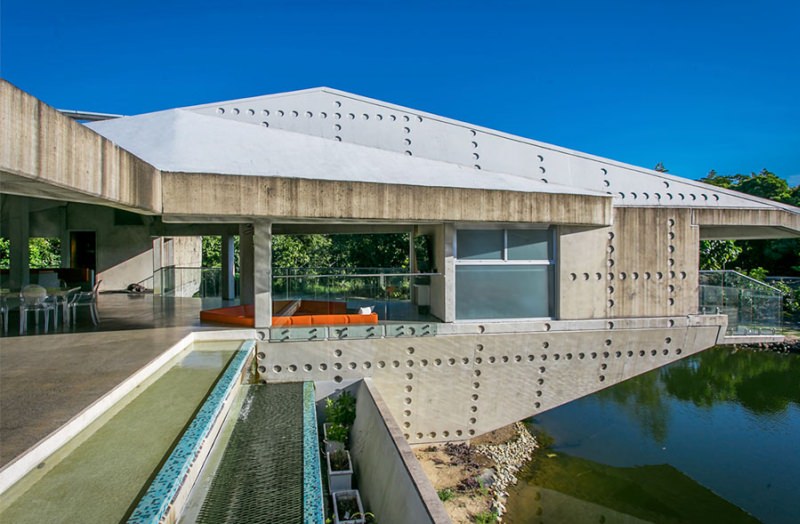 Stamp House by Charles Wright Architects