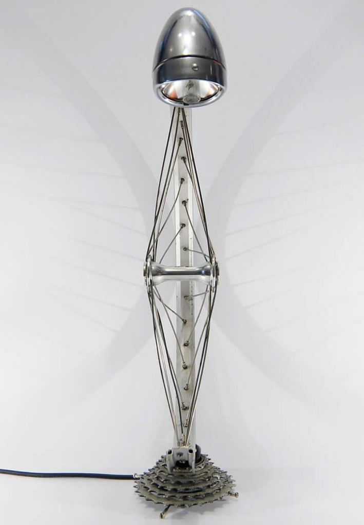 Man Builds Desk Lamp From Upcycled Bicycle Parts