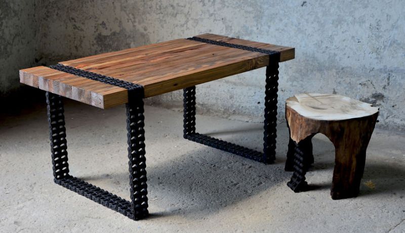 Chained Coffee Table by 4Rest