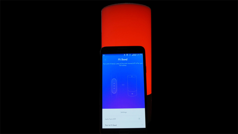 Xiaomi-Yeelight-bedside-lamp