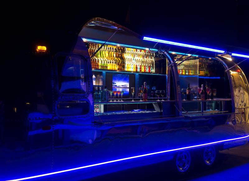 Ambient bar on wheels 