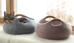 Felted wool cat bed by Elevele