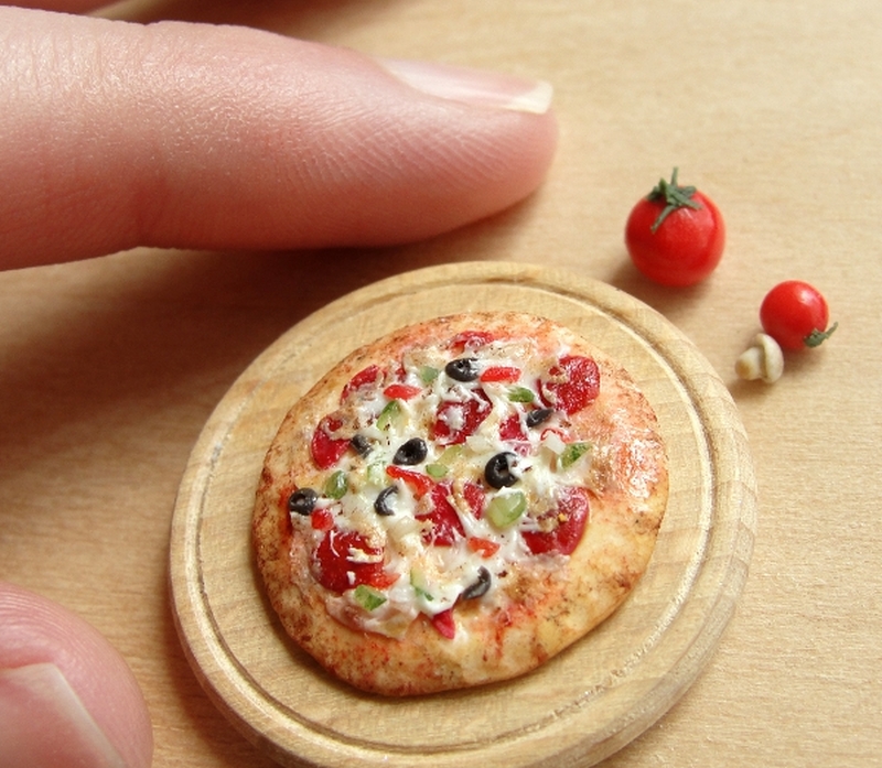 Kimberly Burke Miniature Food Art_1