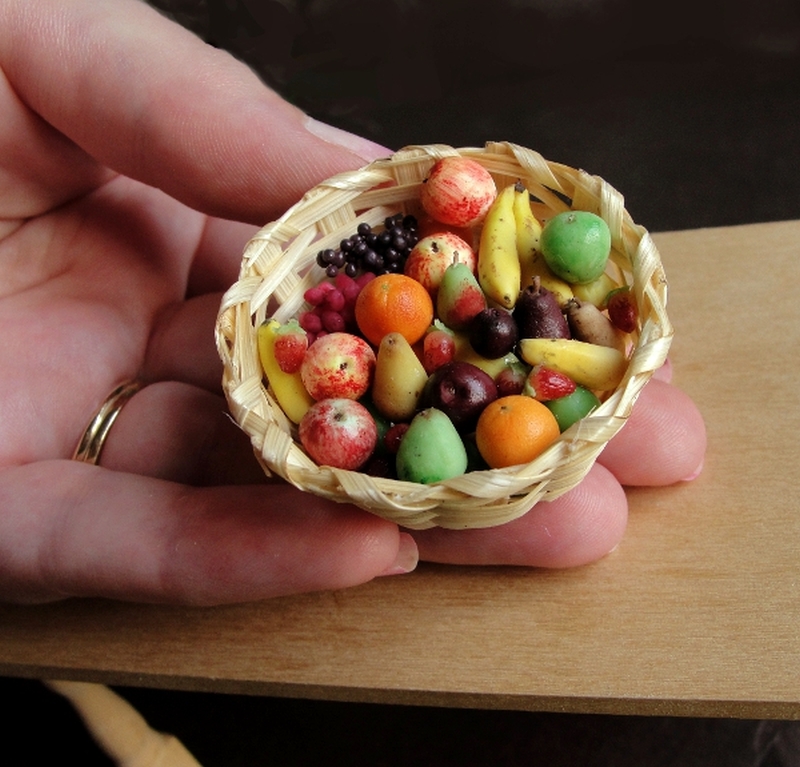 Kimberly Burke Miniature Food Art_20