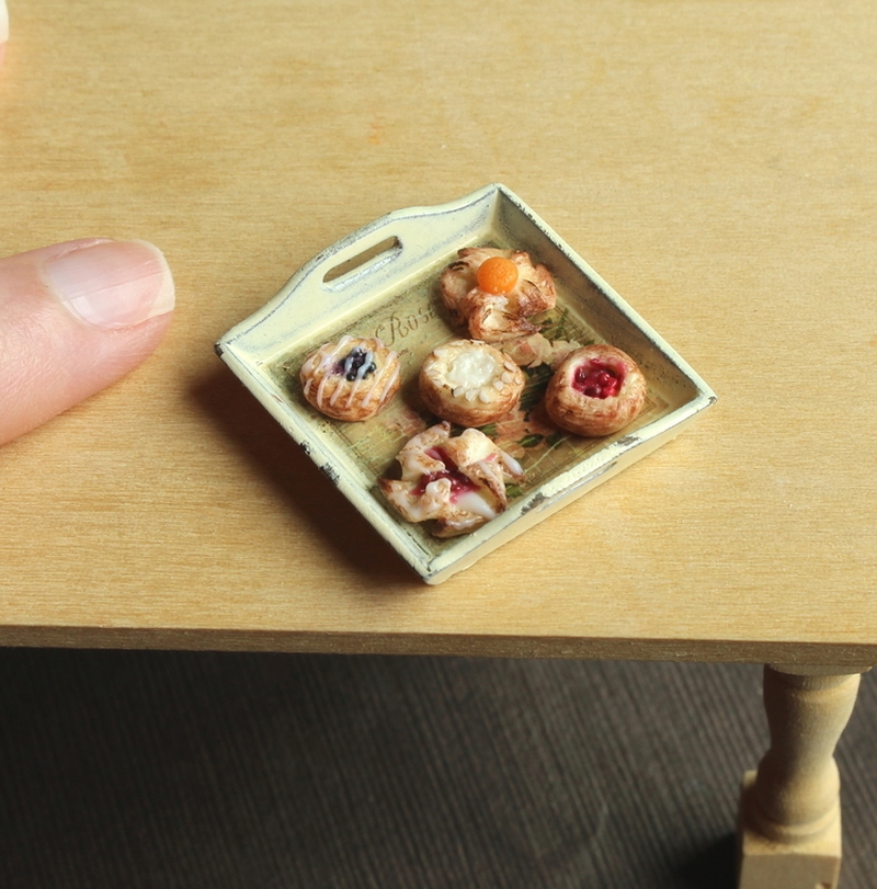 Kimberly Burke Miniature Food Art_22