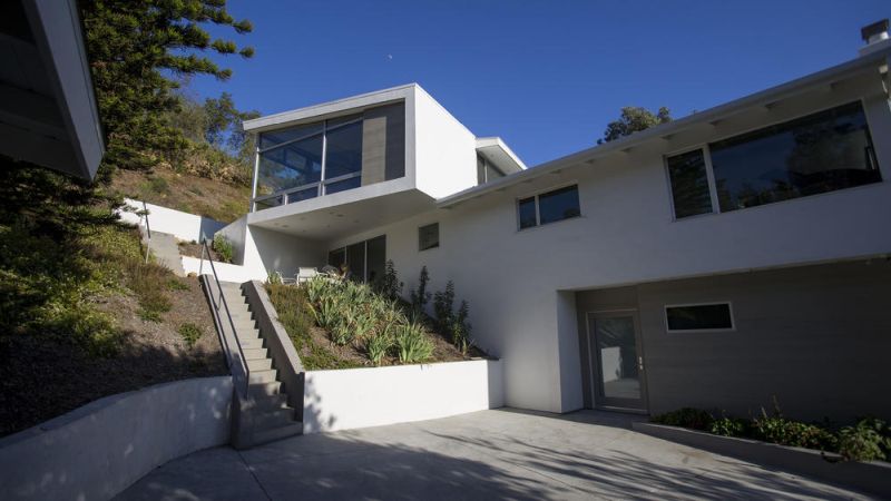 Eco-conscious couple renovates their home to preserve Griffith Park