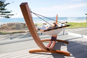 Lujo-Living-Free-Standing-Hammock