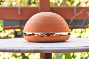 Egloo Candle-powered Heater