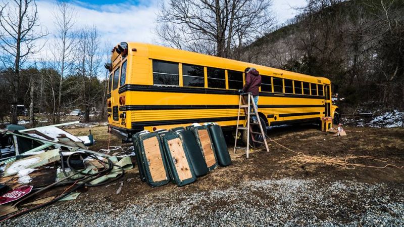 old bus into mobile home 