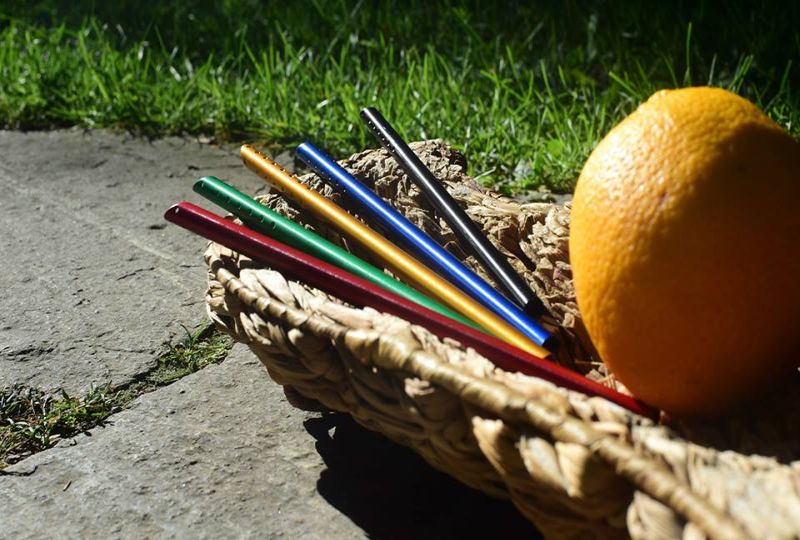 Colorful Mr. Orange lets you enjoy juice direct from a fruit 