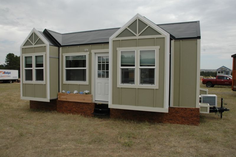 Tiny Idahomes' Space-Expanding Tiny House on Wheels