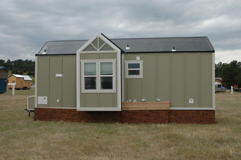 Tiny Idahomes' Space-Expanding Tiny House on Wheels