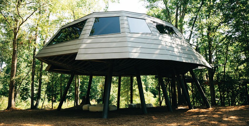 Zac Brown's Space Crab Treehouse