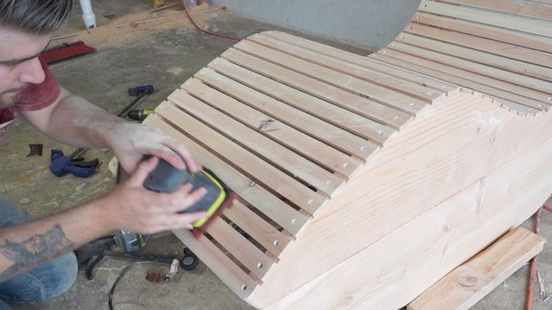 DIY outdoor lounge chair by Mike Montgomery_23