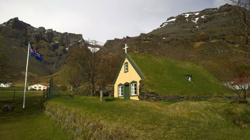 Hofskirkja church