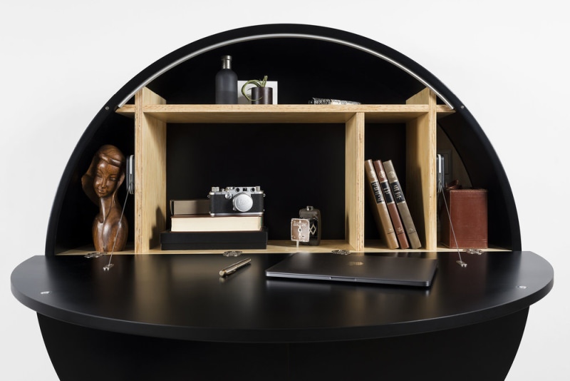 Pill by EMKO Multi-Functional Work Desk