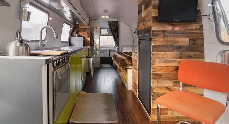 1976 Airstream Trailer Tiny Home