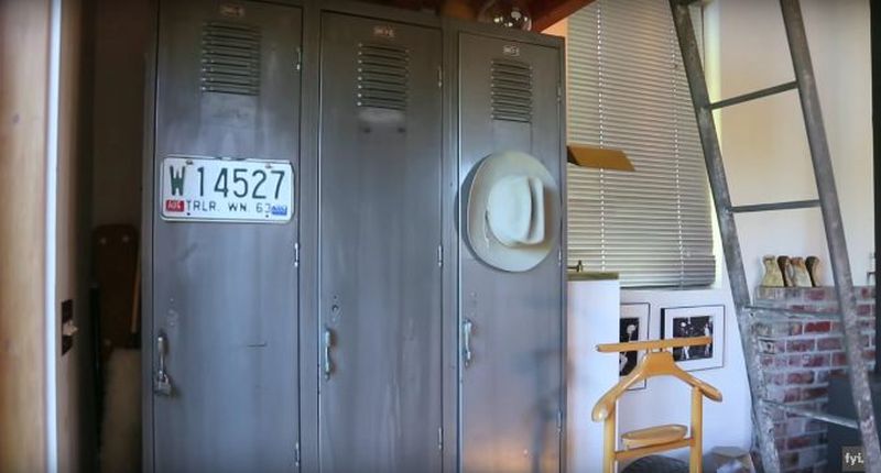 Artist transformed one-car garage into fully-functional tiny home