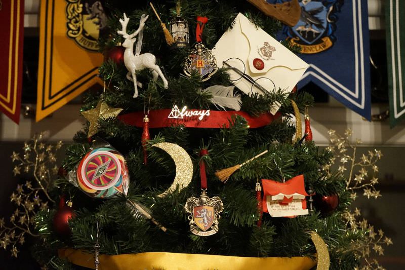  Harry Potter themed Christmas tree by Kathryn Burnett