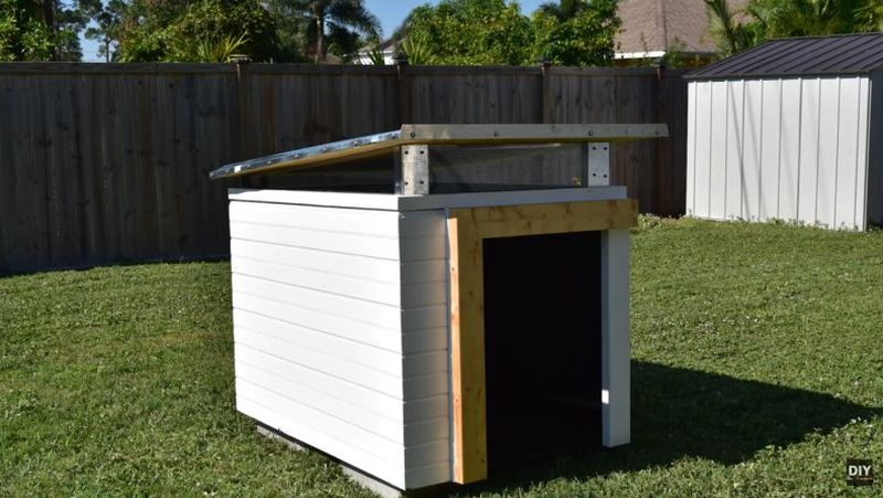 how-to-build-a-modern-dog-house_9