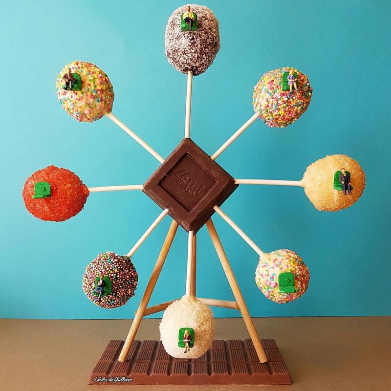 Ferris wheel of cake pops 