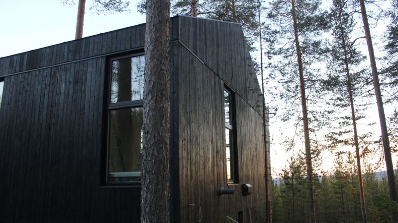 It will be built 10 meter above from the ground