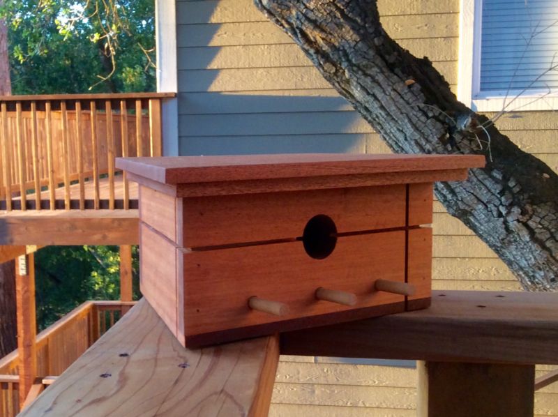 Sourgrassbuilt builds birdhouses inspired from historic architecture_11