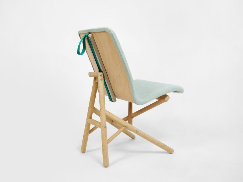 Furniture inspired by the mechanism of seat belts