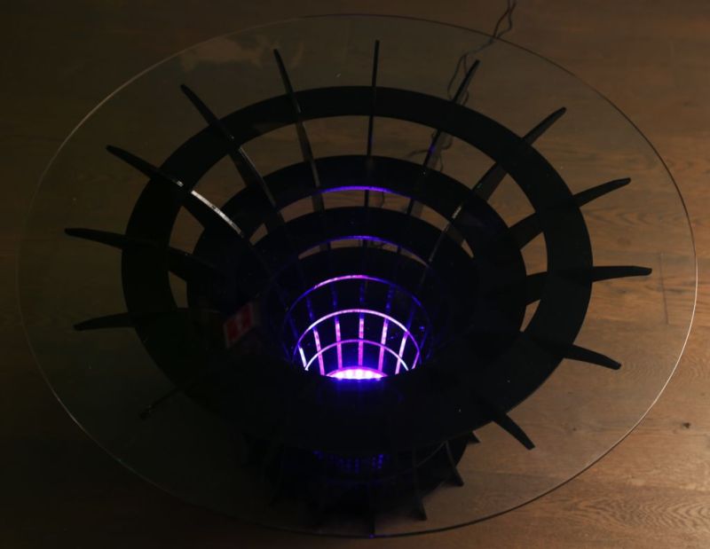 black-hole-table