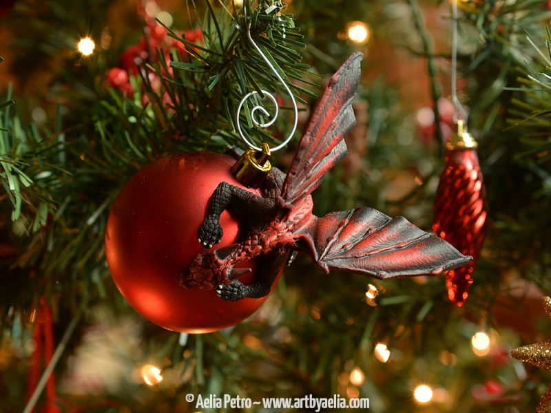 Christmas tree dragon ornaments by Aelia Petro