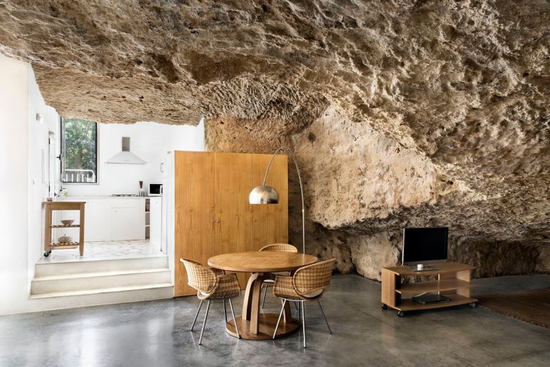 Cave House by UMMO Estudio