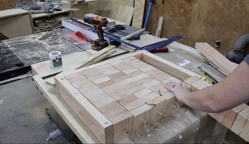 DIY end grain knife throwing target