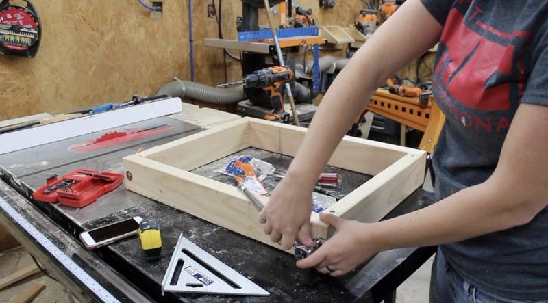 DIY end grain knife throwing target