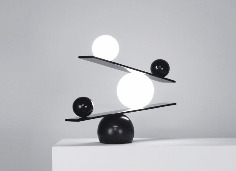 balance lamp