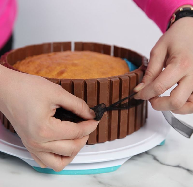 hot-tub-cake