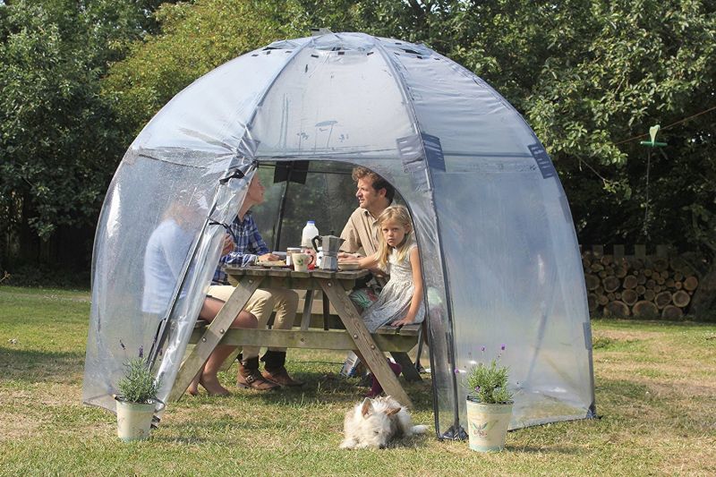 Haxnicks’ Sunbubble backyard greenhouse doubles as lil’ chill pod 