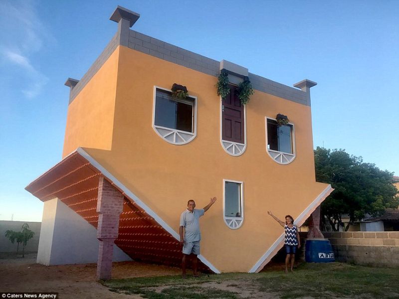 Upside down house by Valdevino Miguel da Silva