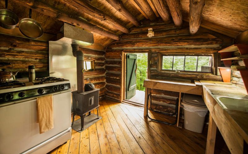 log cabin in bolton, vermont