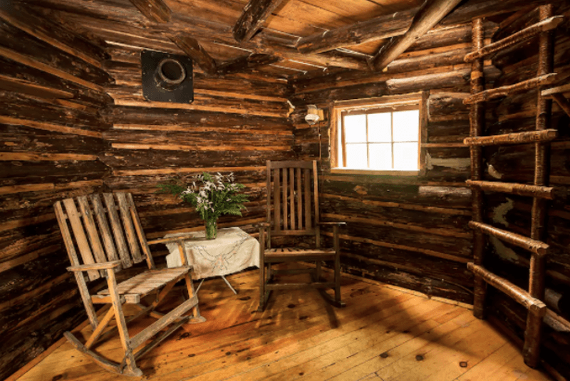 log cabin in bolton, vermont