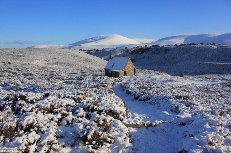 Scottish bothies by The Scottish Bothy Bible