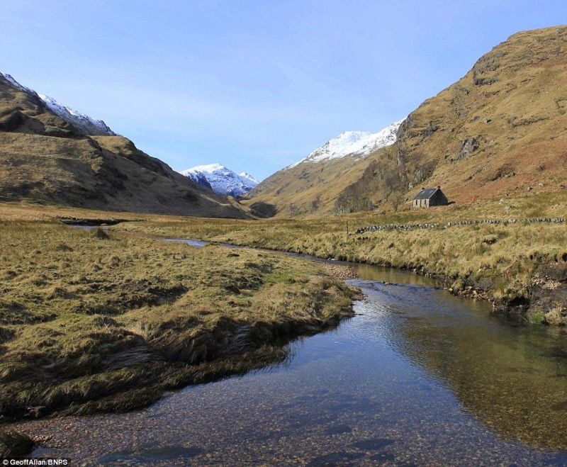 Scottish bothies by The Scottish Bothy Bible