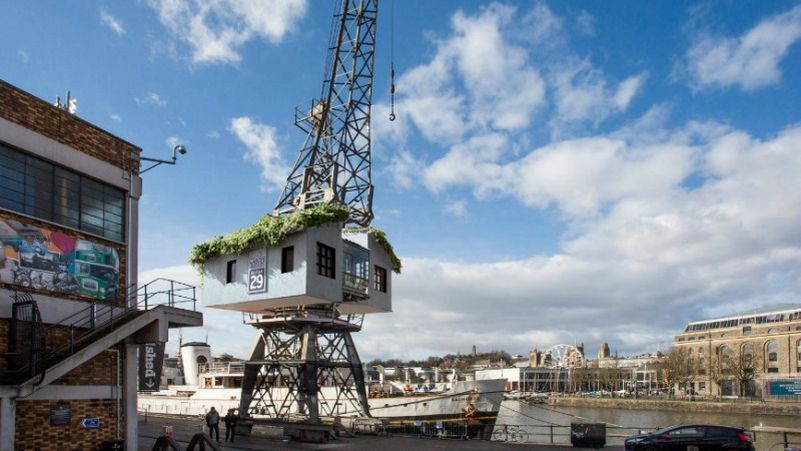 Stay the night in the world’s first treehouse on a crane in Bristol_1