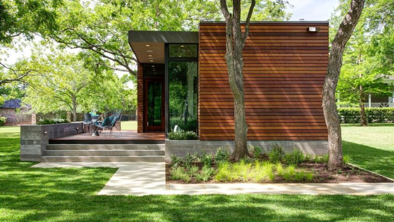 Un.Box Studio designs rustic lakeside cabin at Austin